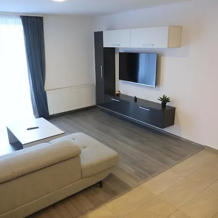5 Star Apartment *