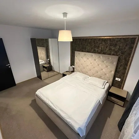 5 Star Apartment *